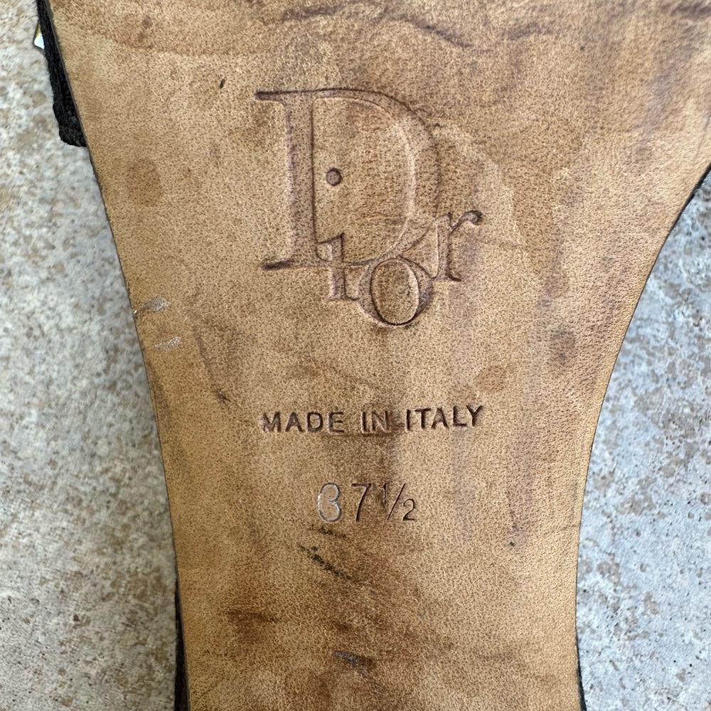 Vintage Dior Lock & Key Heels - Picture 15 of 16